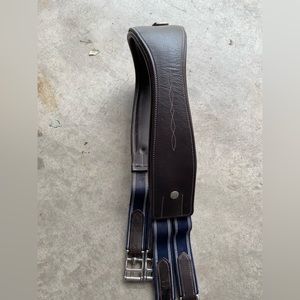 50” Dover indulge Hunter fancy stitched padded girth